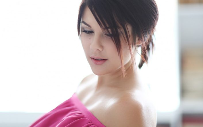 Navigating Love’s Limbo: Ex vs. New