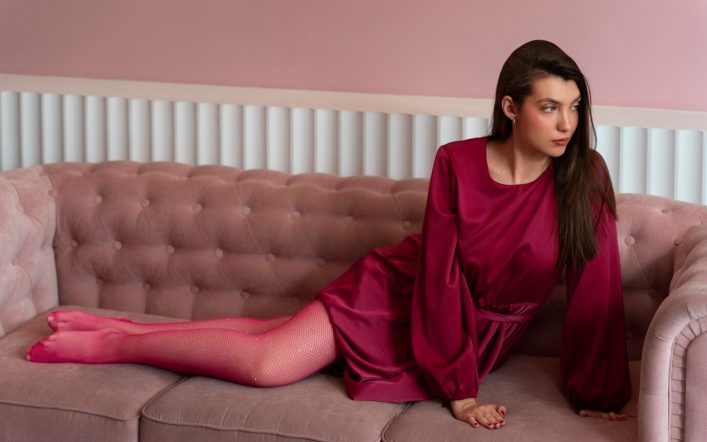 Sexy Legs, Stunning Lingerie