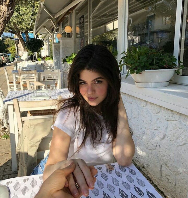 Exploring the Joy of Traveling with Girlfriends